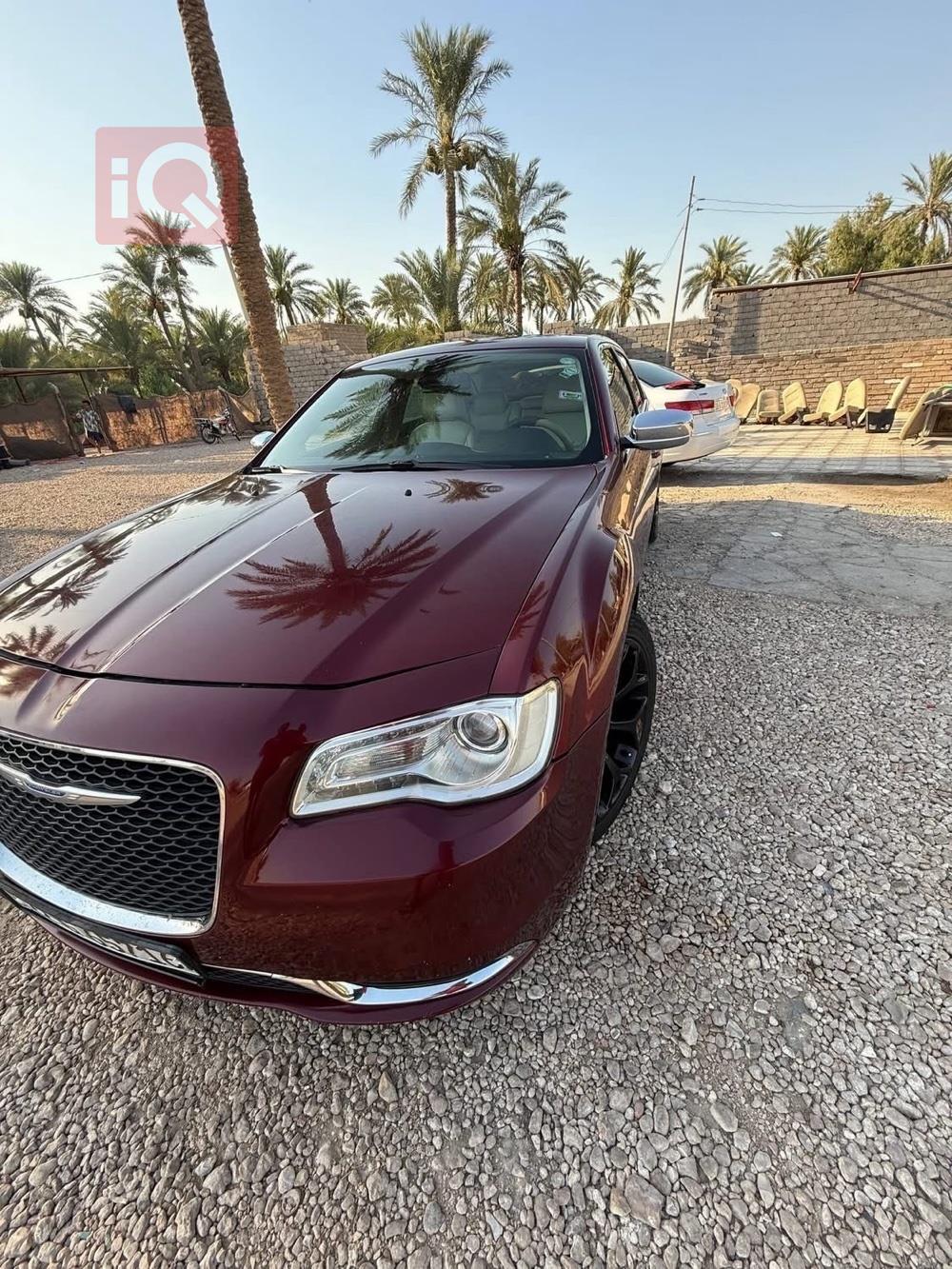 كرايسلر 300